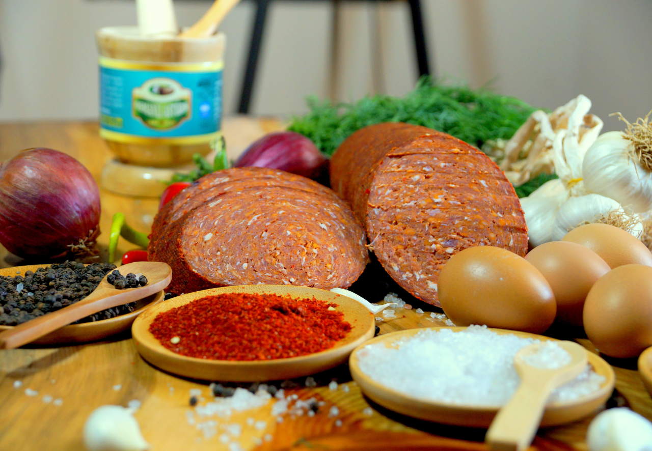 Pulbiberli az acılı ASTÜRK SUCUK